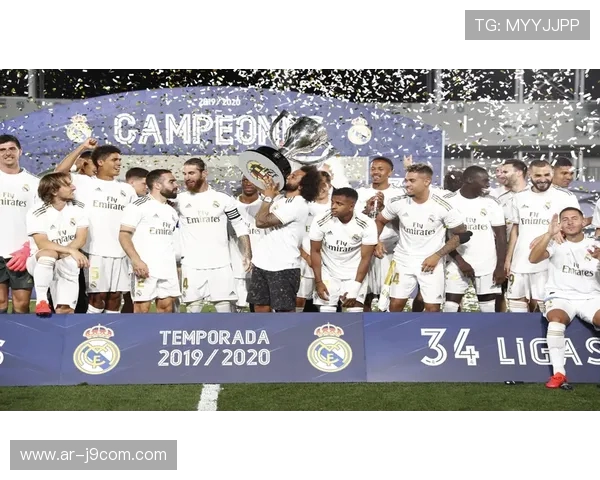 曼联昔日辉煌不再重燃梦剧场荣耀化作无尽足球遗憾