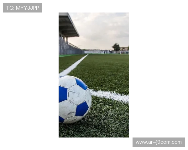 创意足球海报墙贴安装技巧与美化空间完美指南